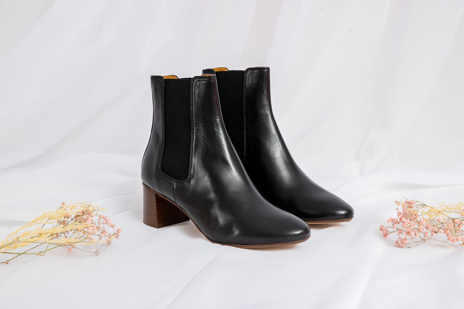 boots-noires-femme-245dsm-1.jpg RIVECOUR BOTTINES N°402 – Image 1