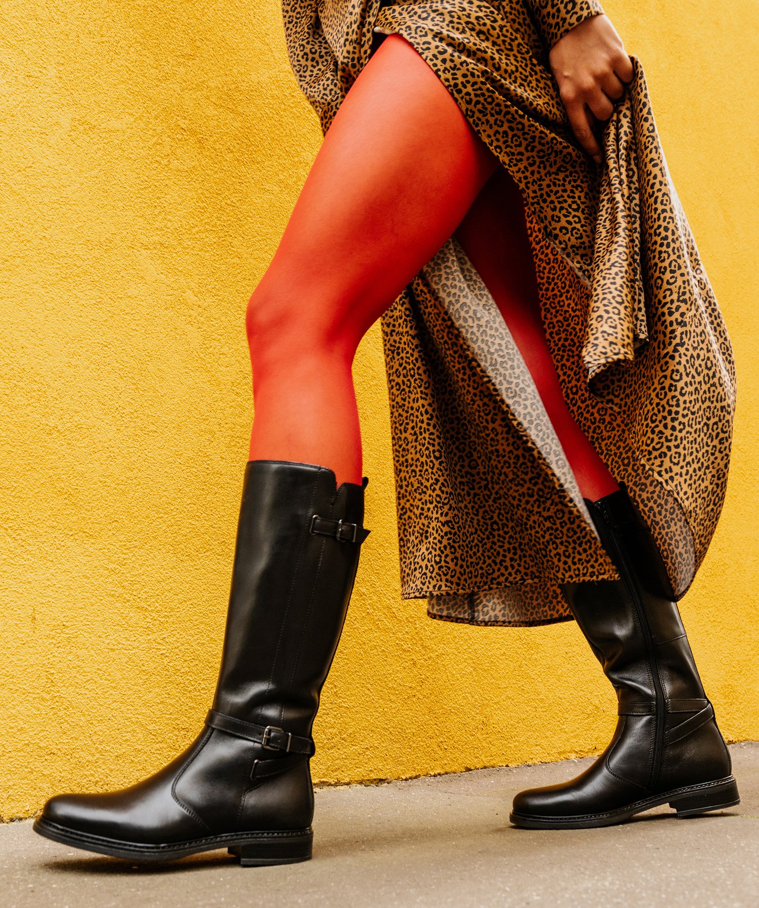bottes-femme-922jef-1.jpg Bottes femme style cavalière dessus en cuir et brides fanta... noir | GEMO – Image 1
