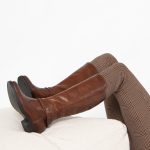 Bottes femme à talon plat dessus cuir uni – Tanéo marron | GEMO