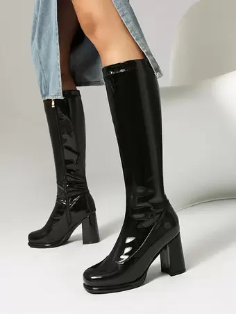 bottes-mi-mollet-femme-900bvb.webp Bottes mi mollet à talon épais et bout rond en cuir PU noir pour femmes – Image 1