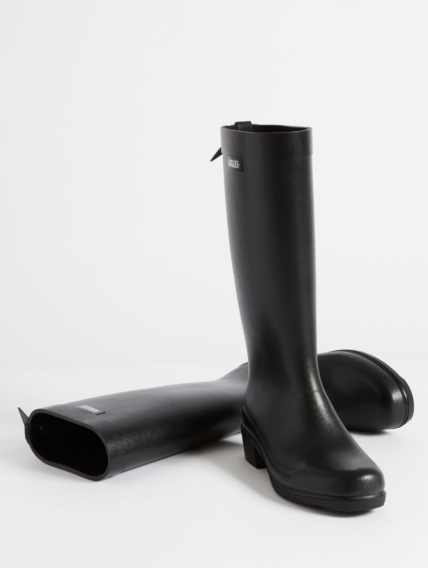 bottes-pluie-femme-831uig-1.jpg Botte de pluie Myrica Noir femme | AIGLE – Image 1