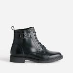 Bottine noire cuir détails perforés