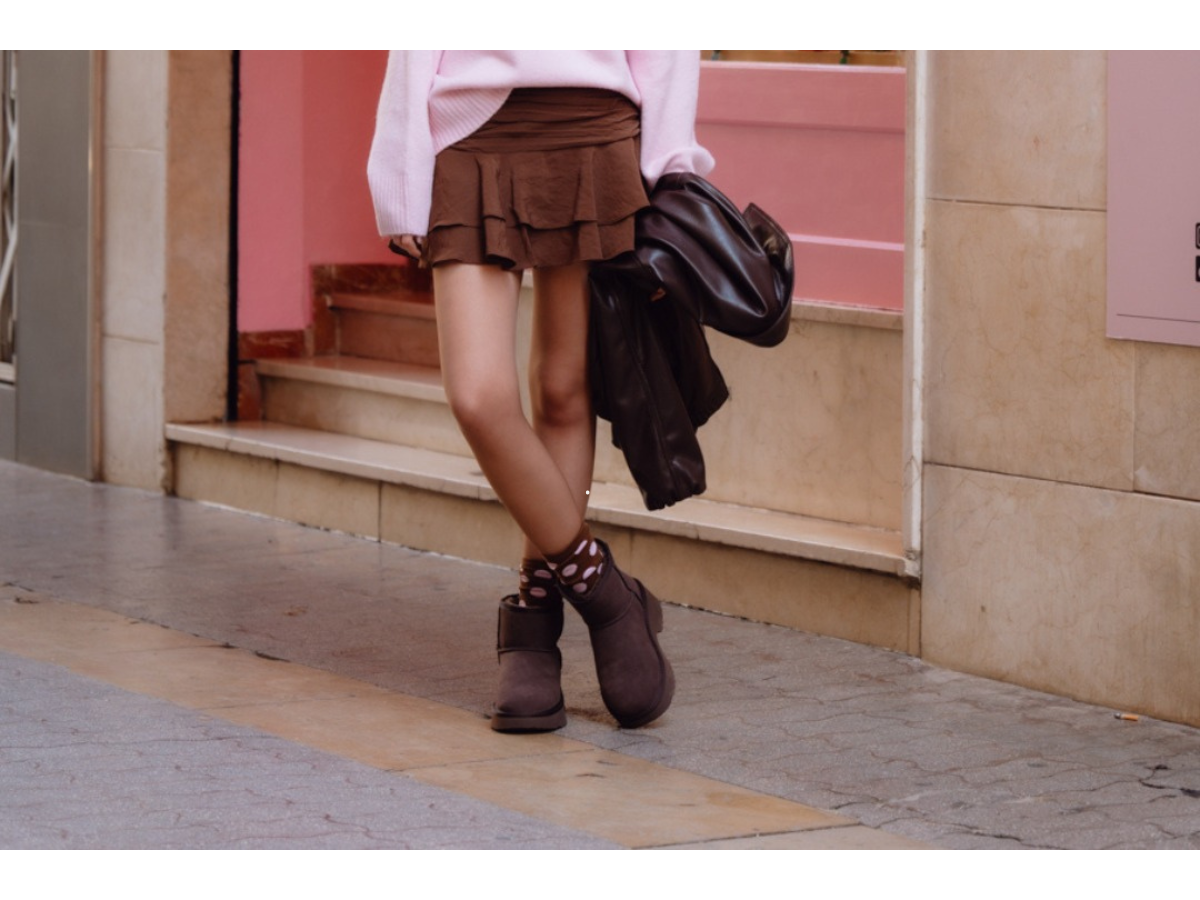 bottines-fourrees-femme-511akg.png Bottines fourrées femme: chaleur et élégance pour l'hiver – Image 1