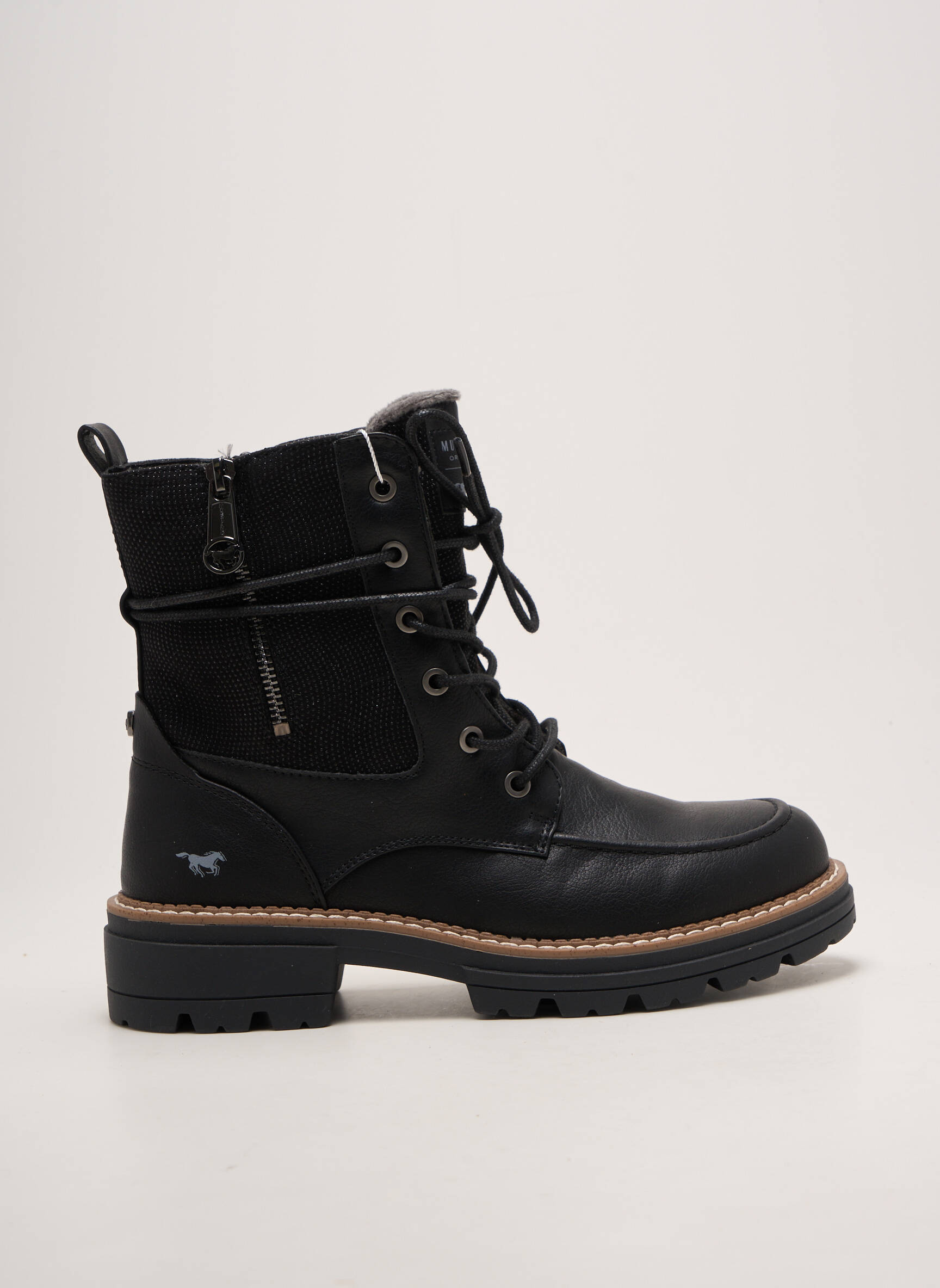 bottines-mustang-femme-109std-1.jpg Bottines/boots Mustang Noir Talon De 4 À 6cm – Image 1