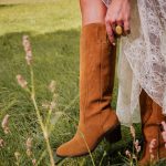 Bottes dessus cuir velours esprit Santiag femme Tanéo marron | GEMO