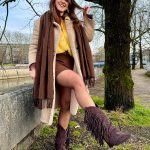 Santiags femme marron à franges en suédine avec talon haut et bout pointu tendance