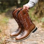 AKDJGFP Santiag Homme Bottes de cowboy rétro à bout large for homme, bottes d'équitation montantes, avec motifs créatifs brodés(Brown,38) : Amazon.fr: ...